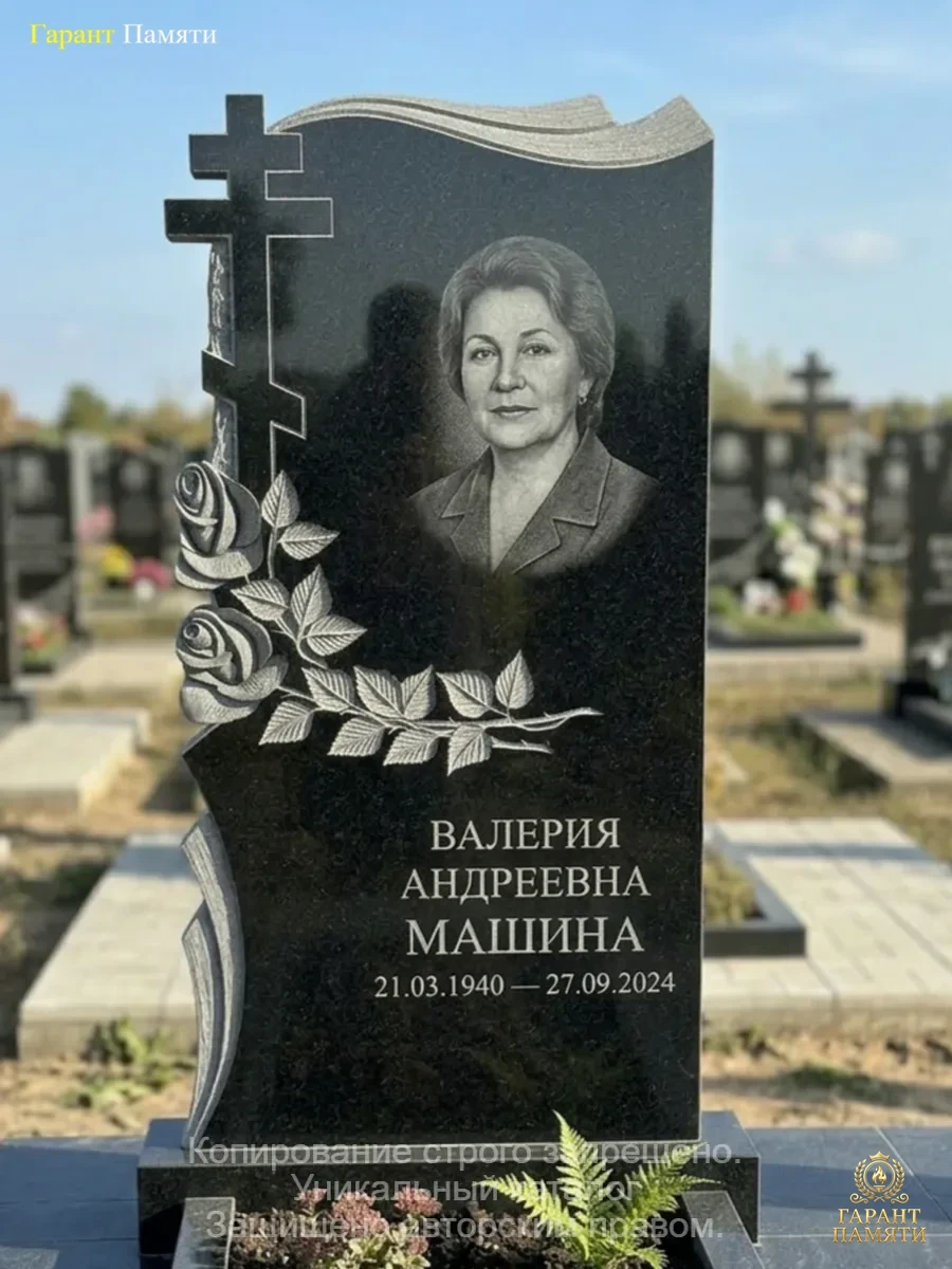 Памятник из гранита Розы с крестом 218